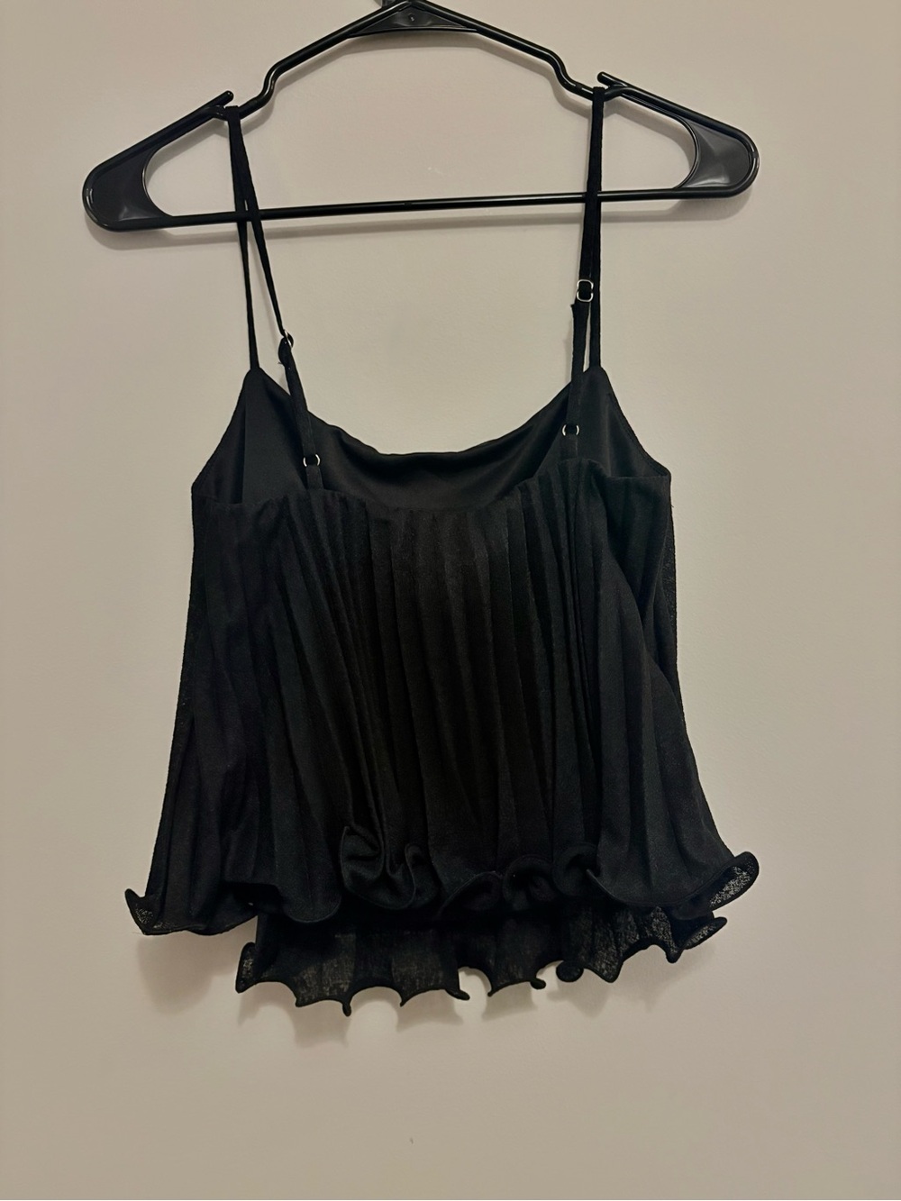 Hello Molly Black Pleated Ruffle Hem Spaghetti Strap Tank - Picture 2 of 3